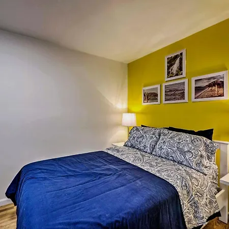 Central And Contemporary Nj Condo Steps To Shore!